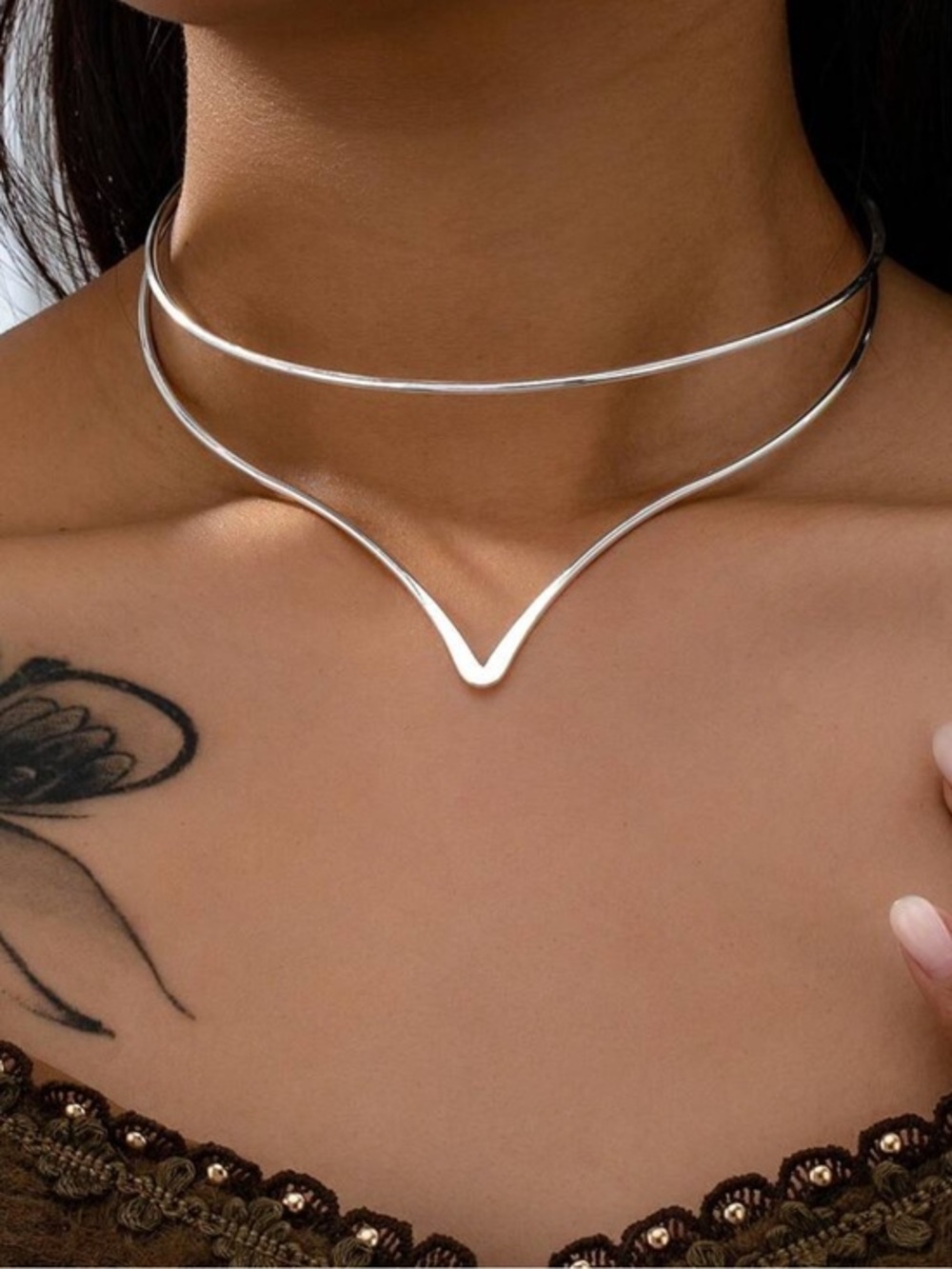 SHEIN Silver V-Point Double Choker Necklace